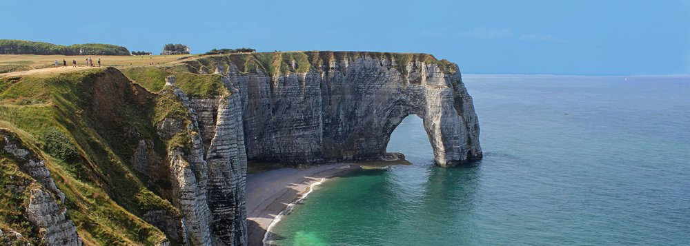 Die Küste der Normandie. Das perfekte Ziele für Ferienhaus-Urlaub mit Hund